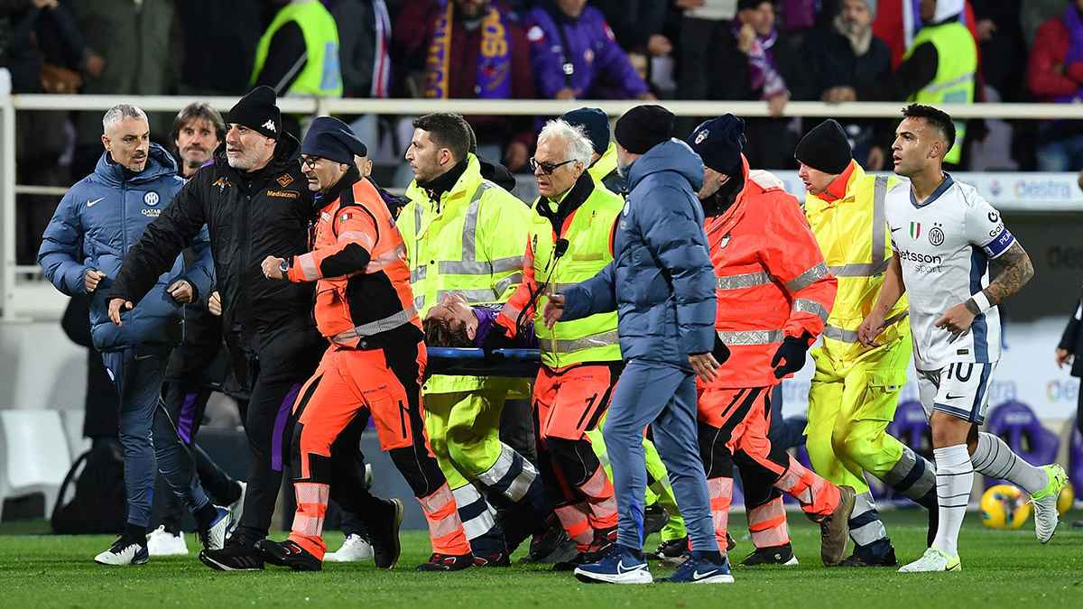 فيديو يظهر لحظة انهيار إدواردو بوف لاعب فيورنتينا في الملعب (شاهد)