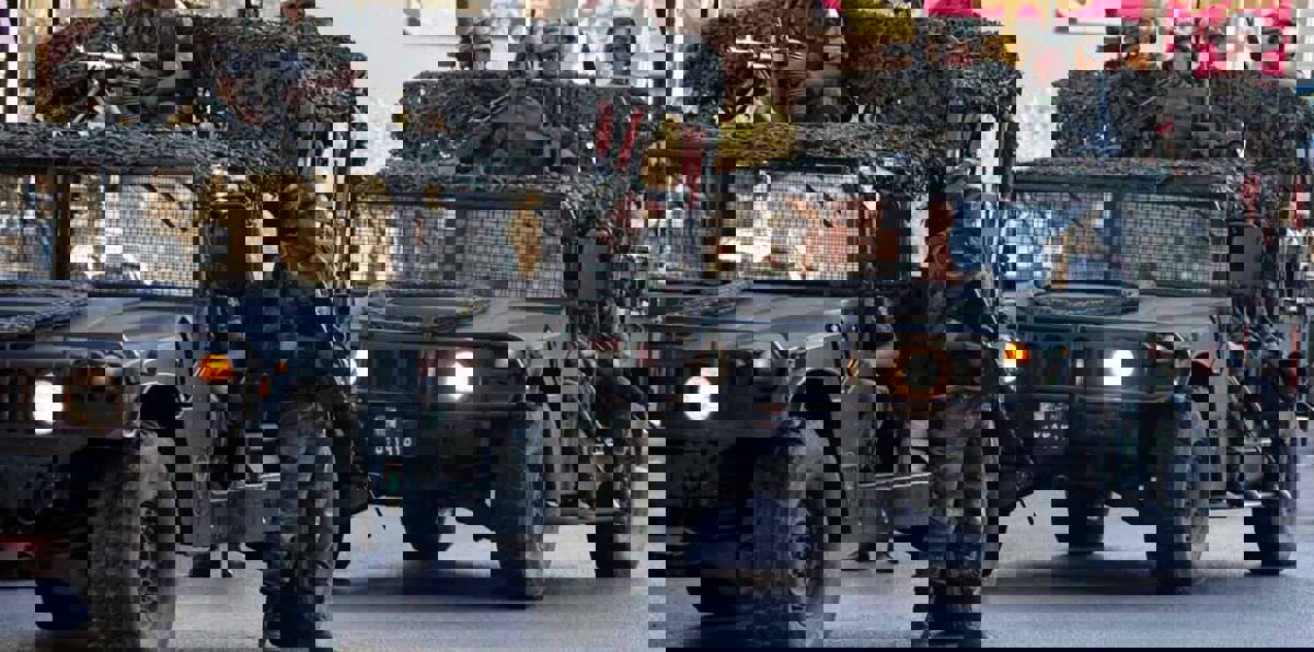 مقاتلو داعش يبدأون في مغادرة جيب على الحدود اللبنانية السورية