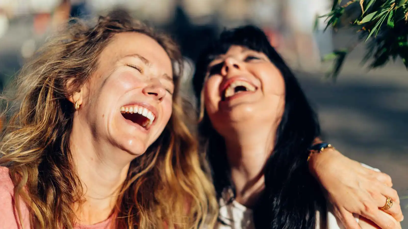 "دراسة مذهلة".. الأصدقاء يقللون مستويات الخوف بنسبة 90%