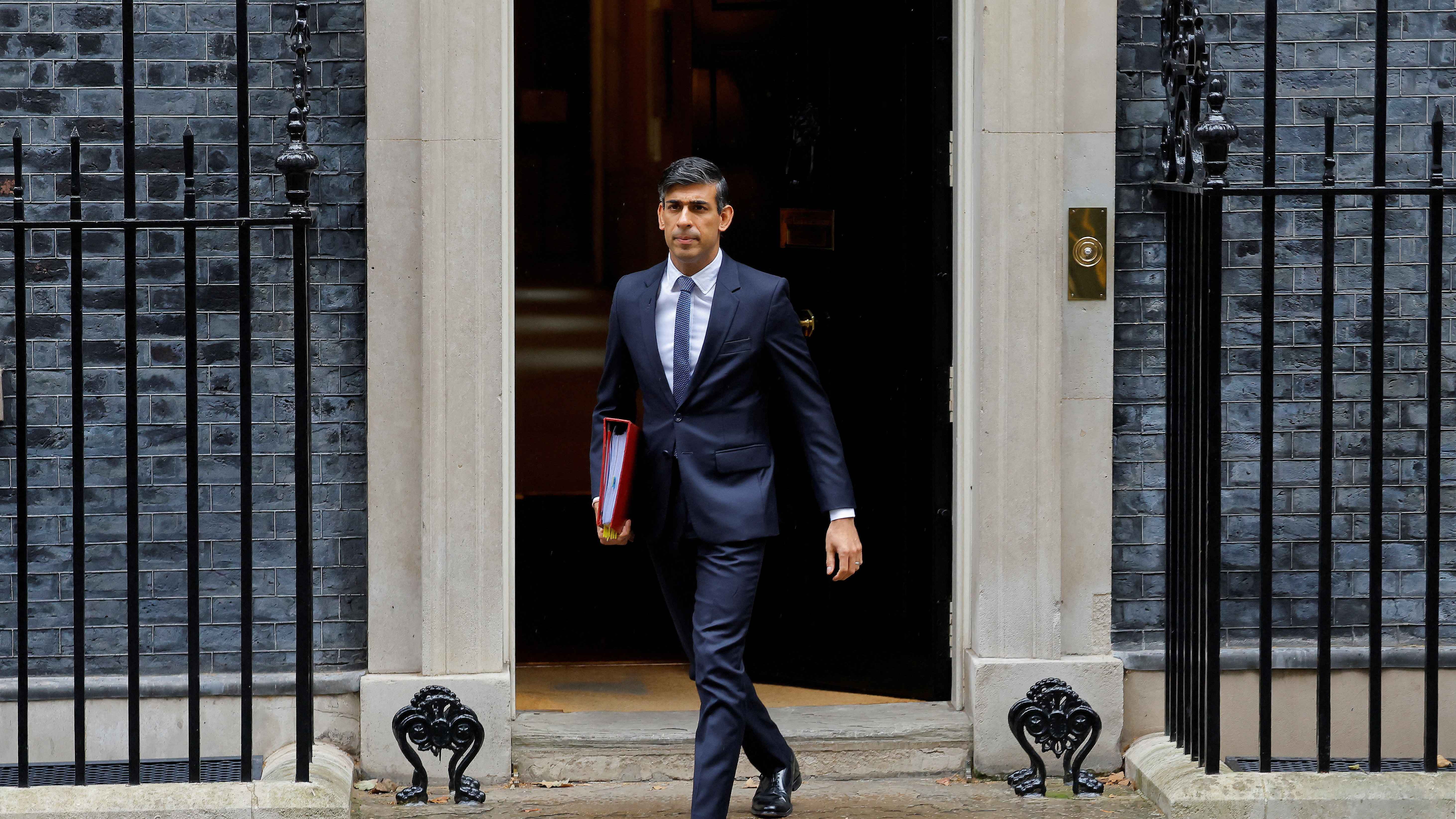 منذ مطلع القرن العشرين.. المحافظون يحققون أسوأ نتيجة انتخابية في بريطانيا