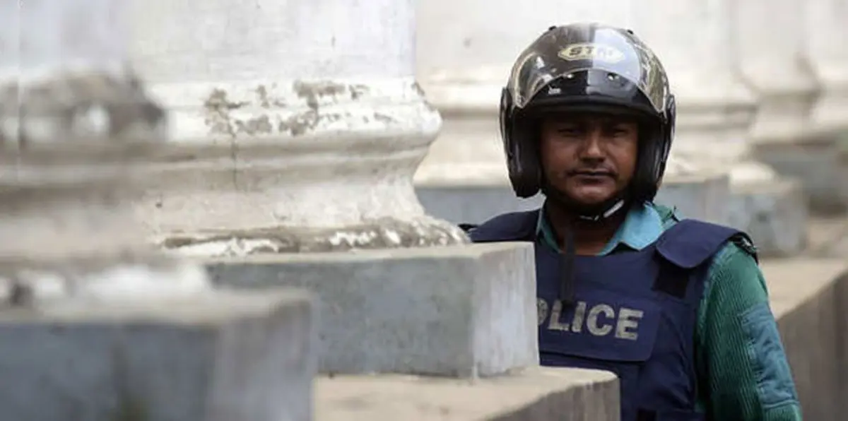 بنغلادش: مهاجمو المطعم في داكا "مواطنون إرهابيون"  