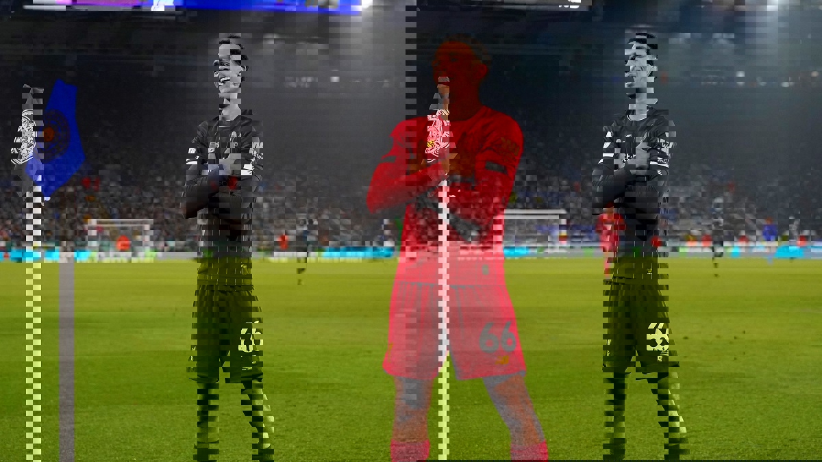 ماذا قال كلوب ورودجرز عن أداء ألكسندر- أرنولد في مباراة ليستر سيتي ضد ليفربول؟