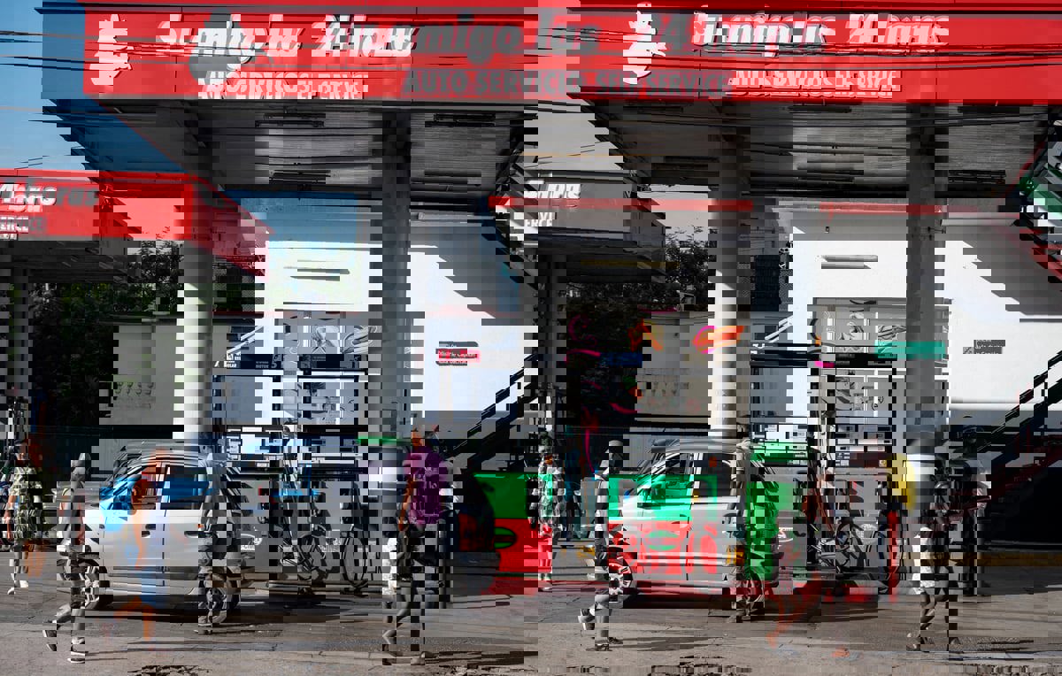 الحكومة الكوبية تزيد أسعار البنزين بأكثر من 500%