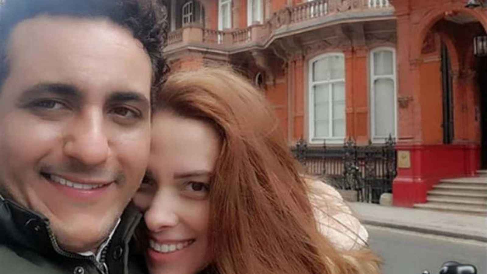 حذفت منشورها الوحيد منذ وفاته.. زوجة محمد رحيم تثير الجدل (صور)