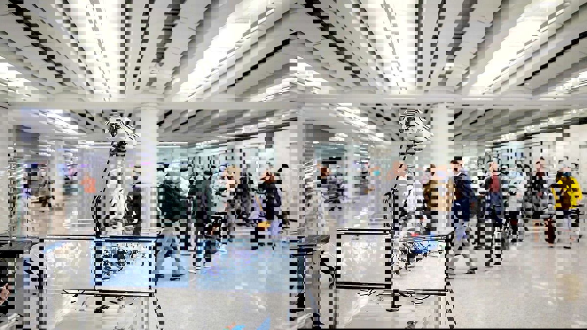 البحرين تلغي اشتراط فحص كورونا عند الدخول للمتعافين والحاصلين على اللقاح