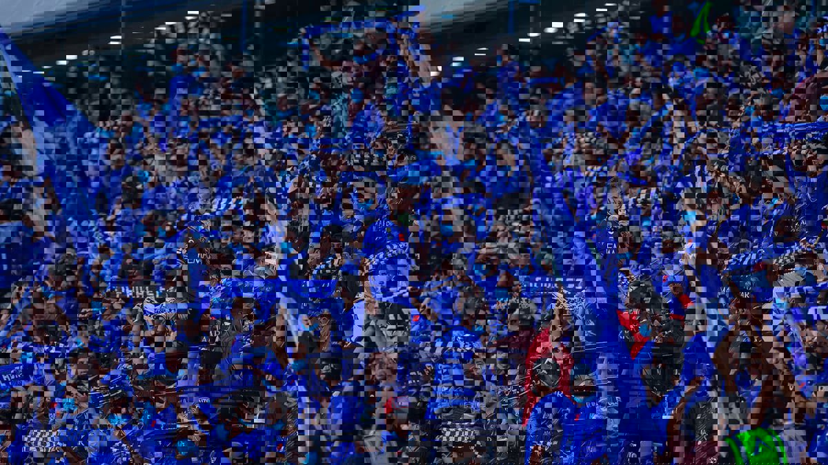 الهلال يكلف الإدارة القانونية برصد السوق السوداء لتذاكر نهائي دوري أبطال آسيا