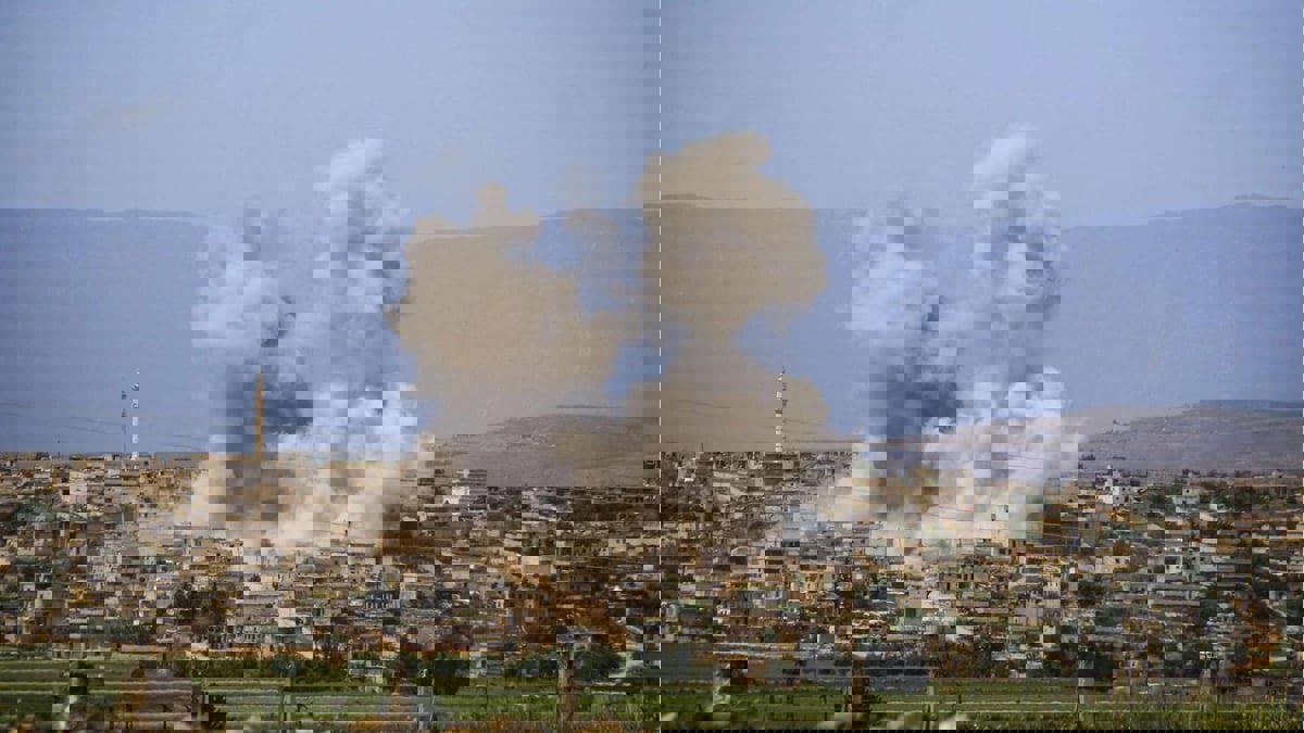 مقتل 8 أشخاص في قصف للجيش السوري استهدف جنوب إدلب