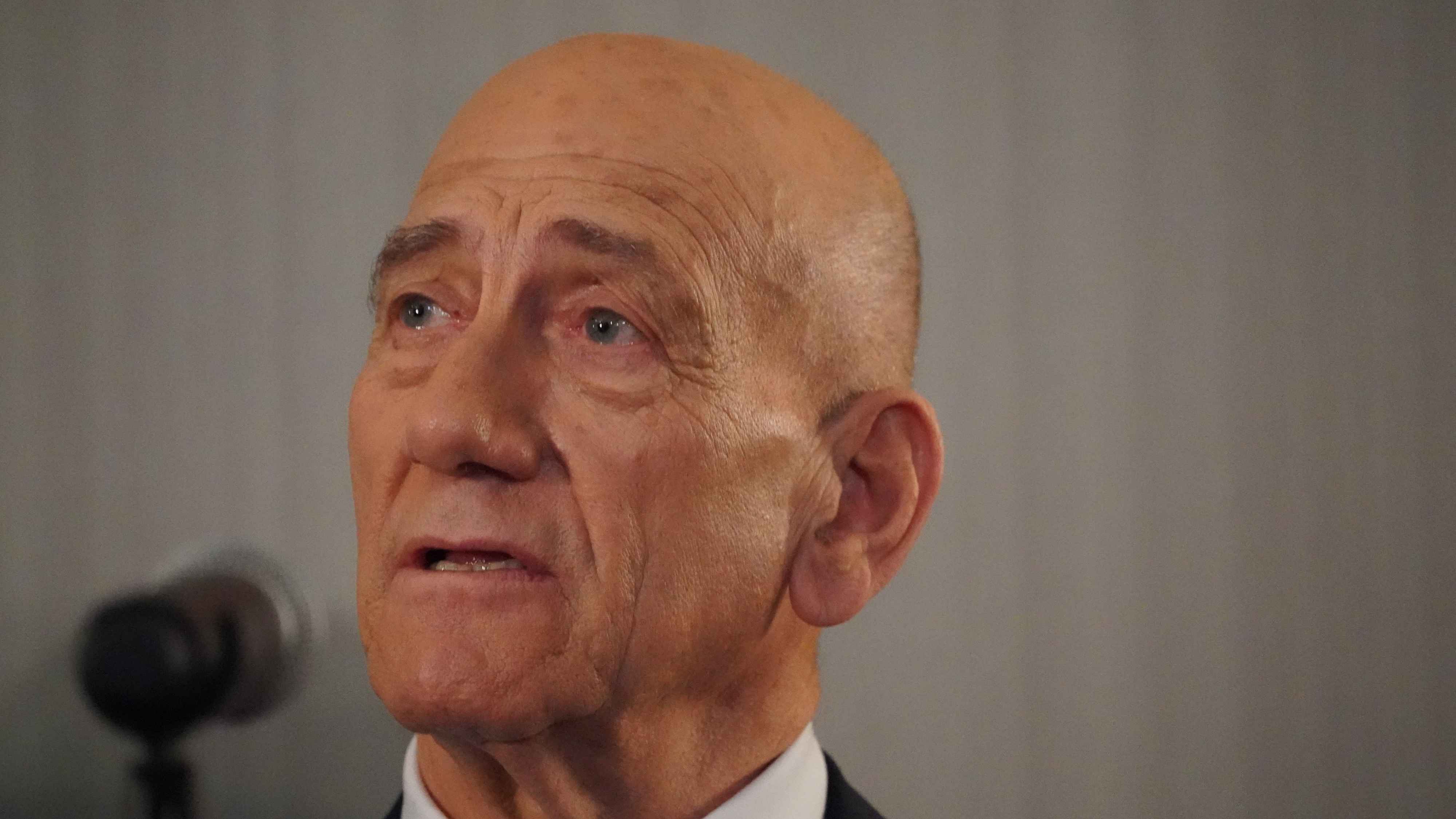 أولمرت: نتنياهو سينسف صفقة الأسرى عقب خطابه أمام الكونغرس