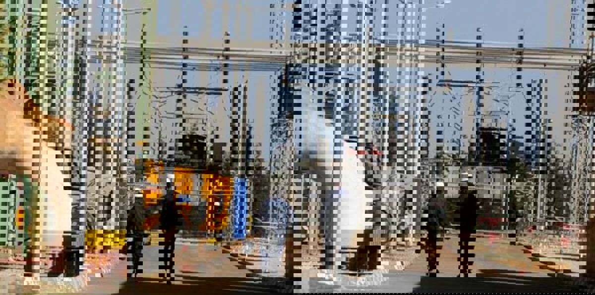 إيران توقف إمدادات الكهرباء عن العراق دون إنذار مسبق