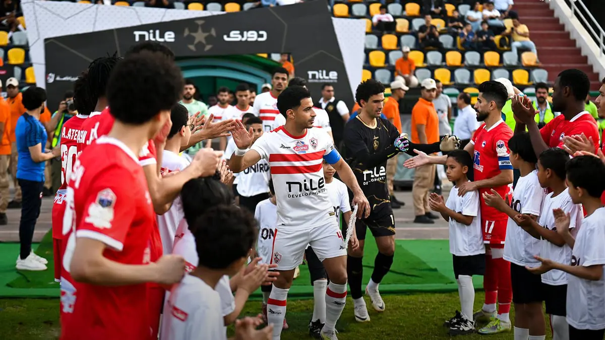 بعد التتويج بالكونفدرالية.. ممر شرفي من لاعبي فيوتشر للزمالك (فيديو)