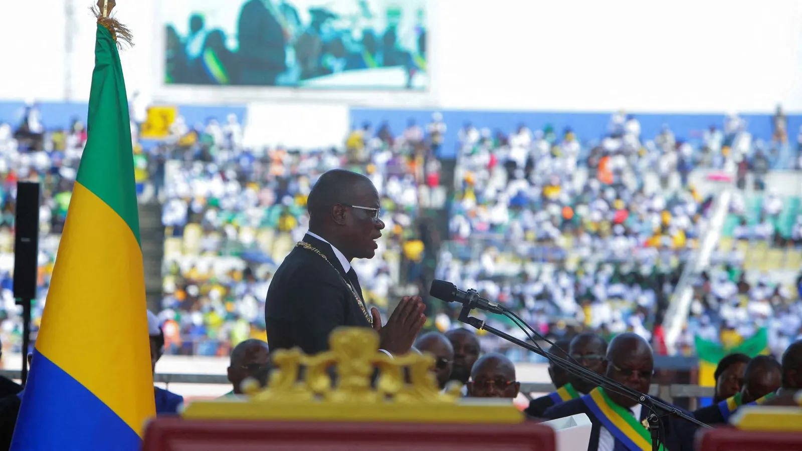 تجاوز الـ100.. الغابون تخطط لتقليص عدد الأحزاب السياسية