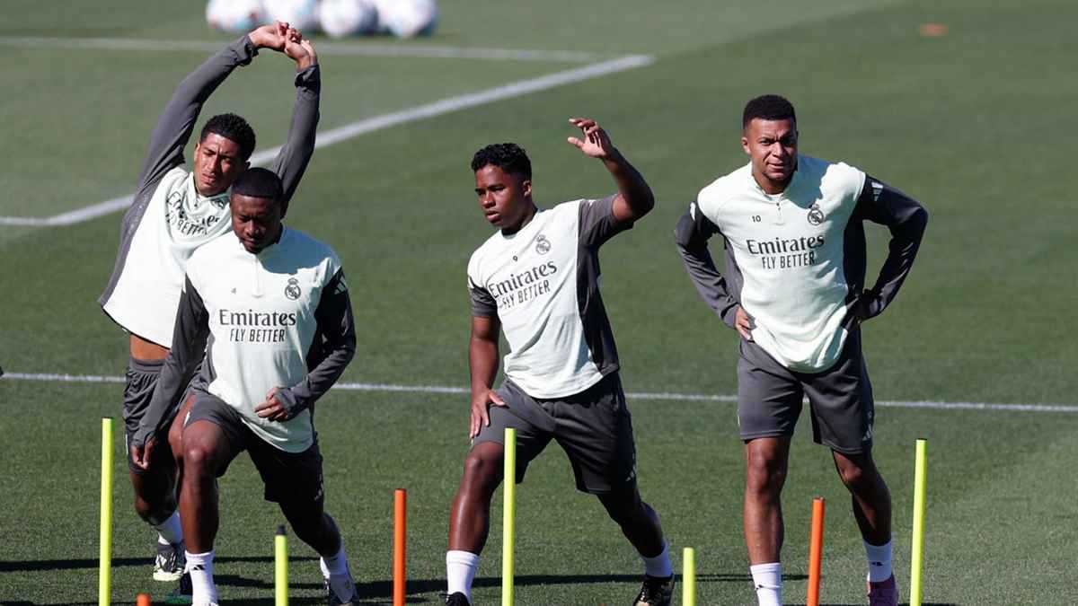 رغم حلم كأس العالم.. نجم ريال مدريد يرفض الرحيل