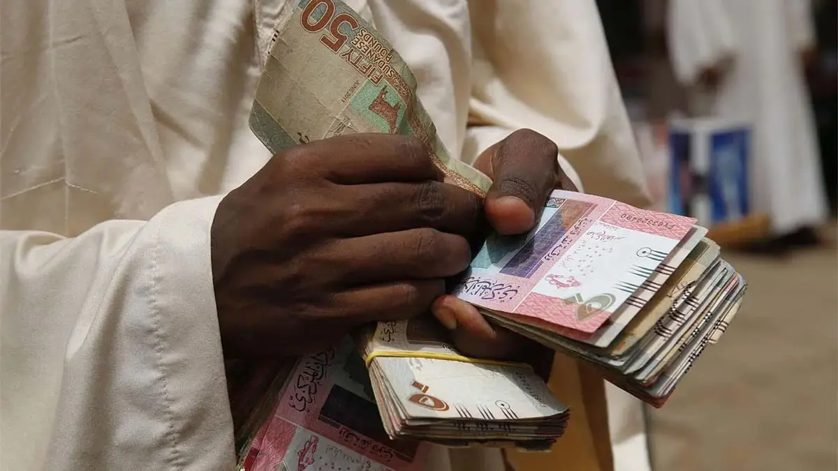 السودان يقرر توحيد سعر صرف العملة