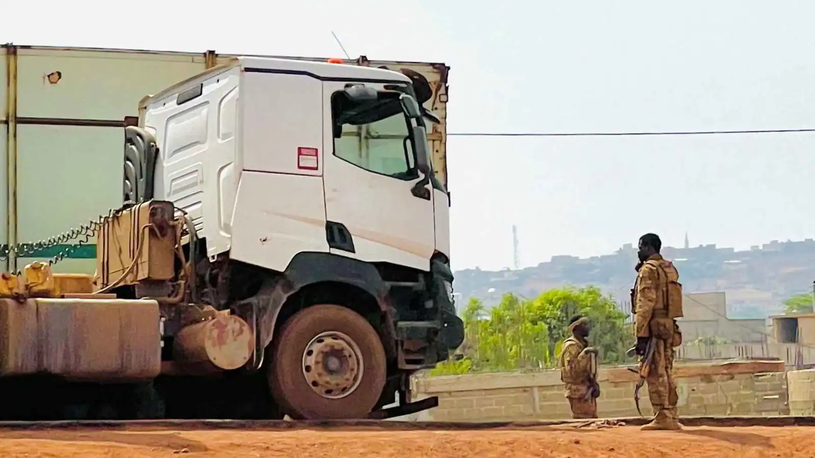 أزمة مالي "المركبة".. دول الساحل تتخوف من تداعيات الانهيار الأمني