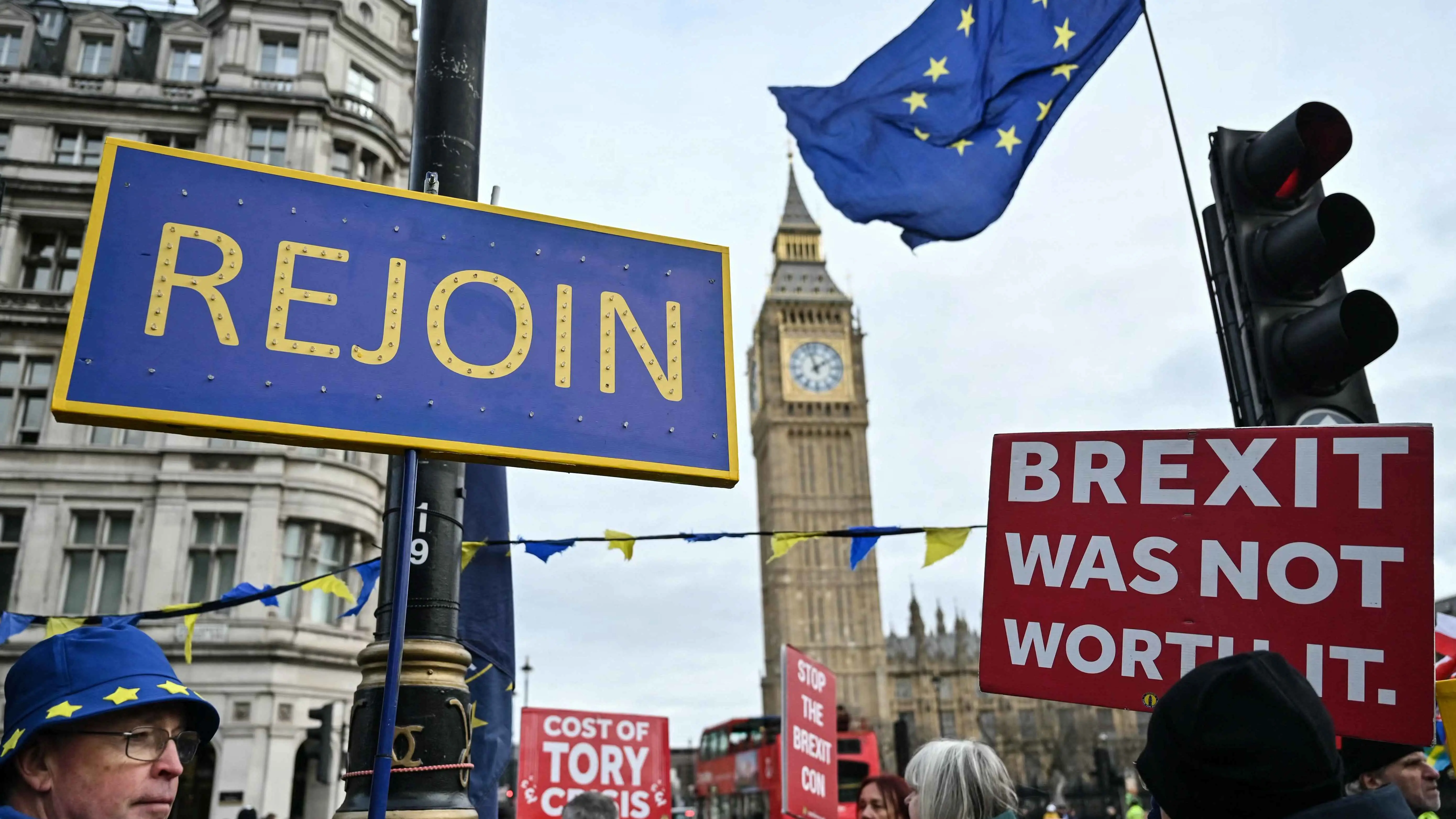 "البريكست".. الغائب الأكبر عن الحملات الانتخابية في بريطانيا