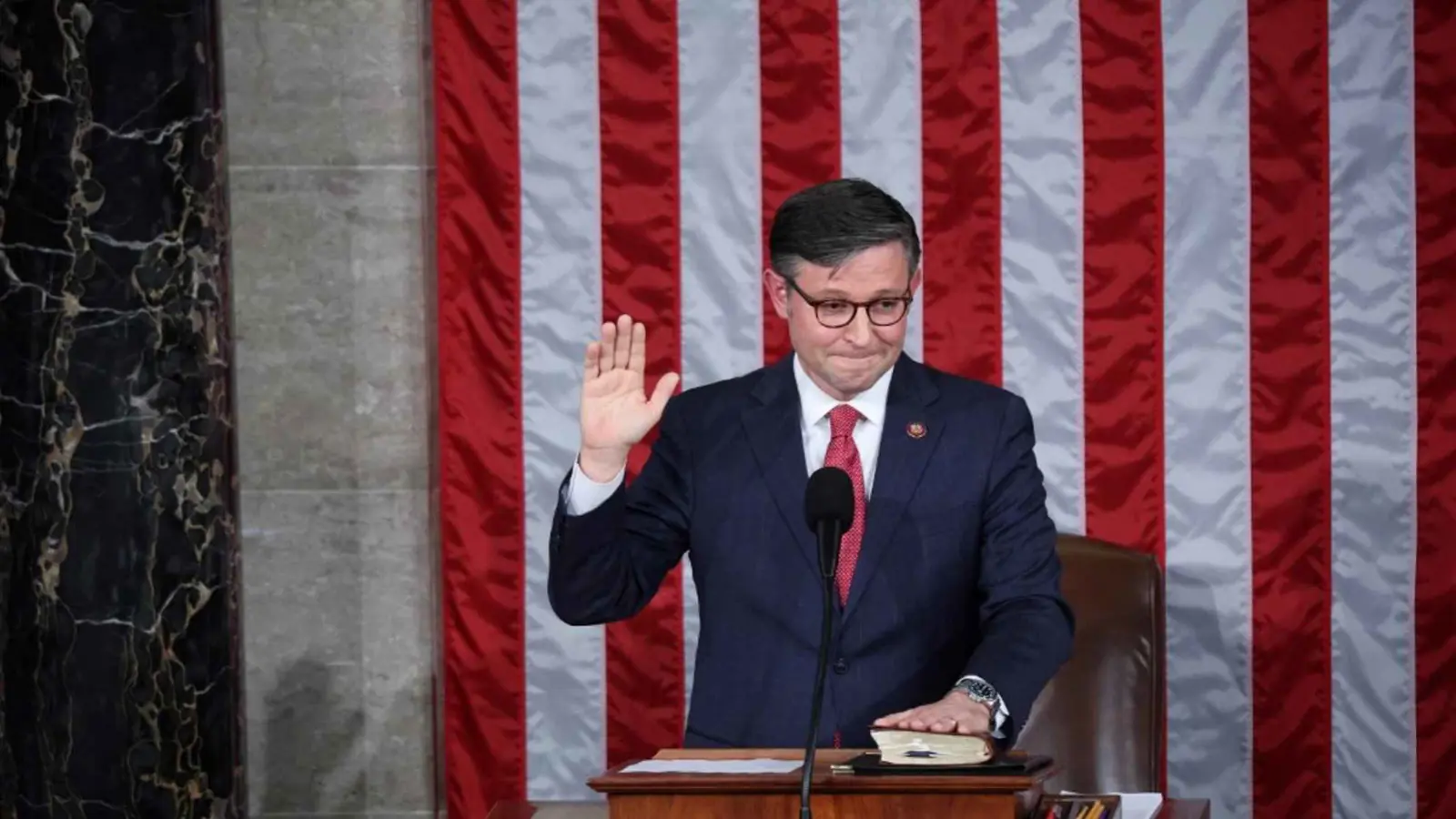 مايك جونسون يفوز بمنصب رئيس مجلس النواب الأمريكي