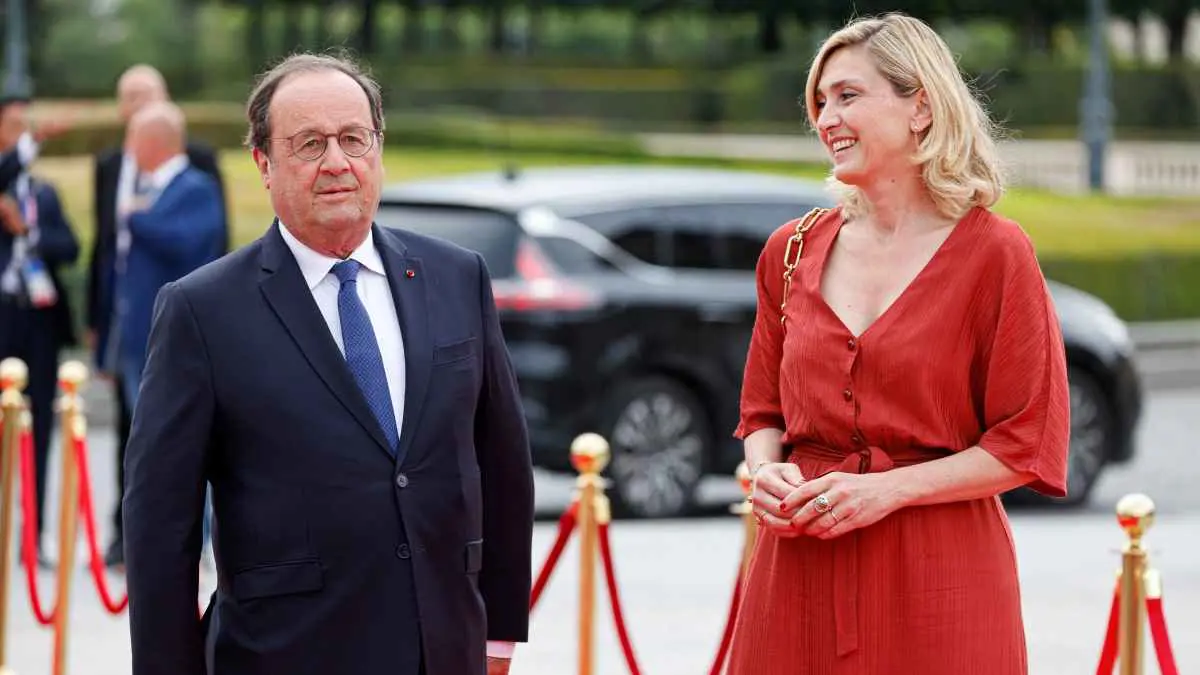 هولاند يعلن نيته الترشح للرئاسة الفرنسية: "أنا هنا للفوز"