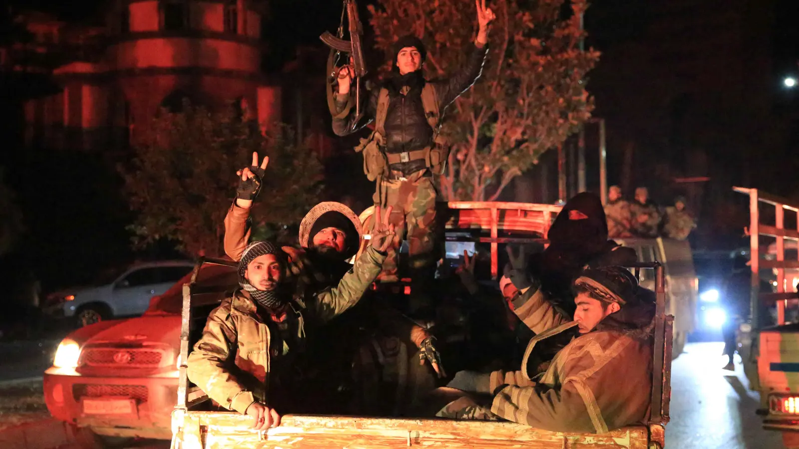 "تحرير سوريا".. أول بيان من السفارات السورية بعد سقوط النظام