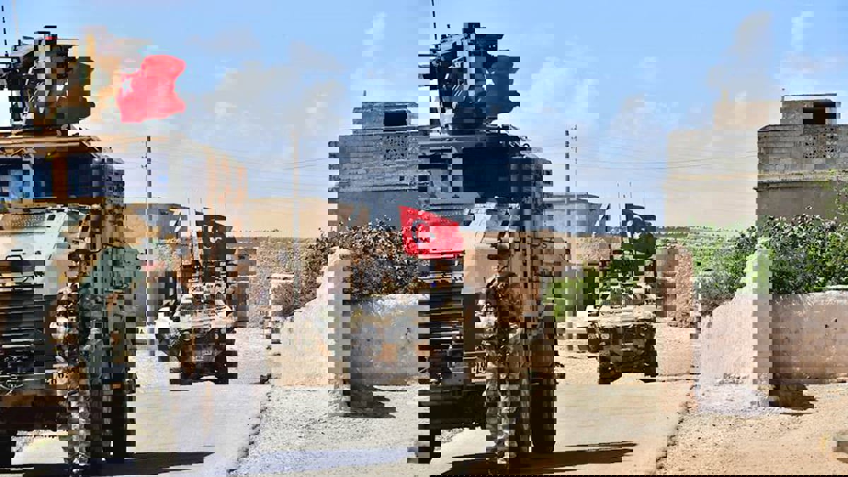 المرصد: مقتل جندي تركي في قصف متبادل مع فصائل كردية شمال سوريا