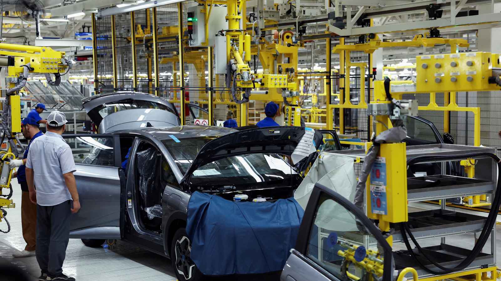 الصين في "صدمة" بسبب تداعيات الرسوم الأمريكية على الوظائف