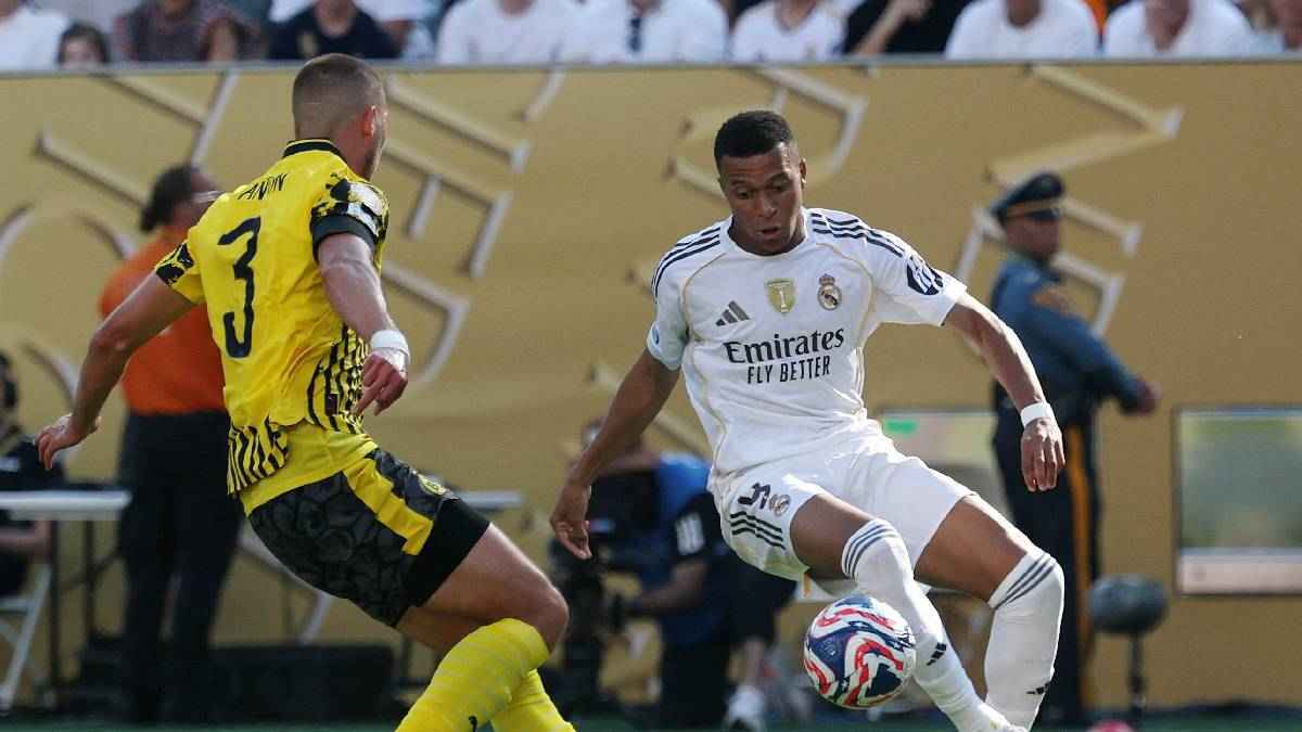 الموعد والقنوات الناقلة لمباراة ريال مدريد وسان جيرمان في كأس العالم للأندية