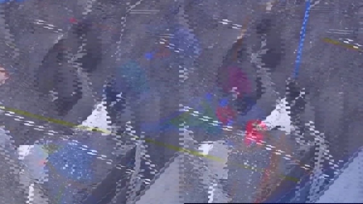 ما سر سيارة المرسيدس المدفونة منذ 30 عاماً؟ 