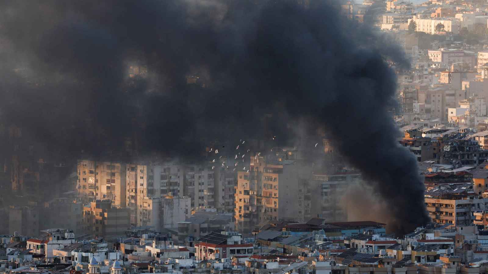 "خلال دقيقتين".. الجيش الإسرائيلي يعلن قصف "20 هدفا" في بيروت