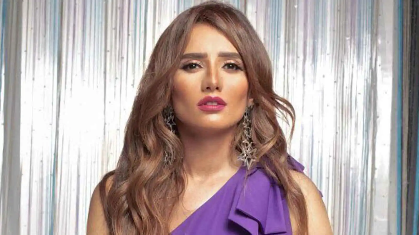 "نقابة الأشراف" توضح حقيقة نسب زينة ونجليها