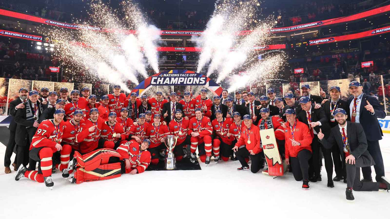 "المقاطعة الـ11".. الكنديون يردون على ترامب بعد فوزهم ببطولة الهوكي