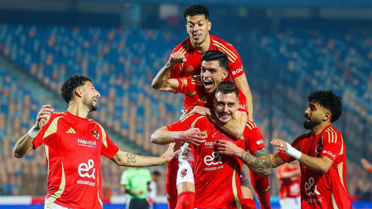 مفاجأة.. الأهلي المصري يقبل بـ"حل وسط" في أزمة الانسحاب