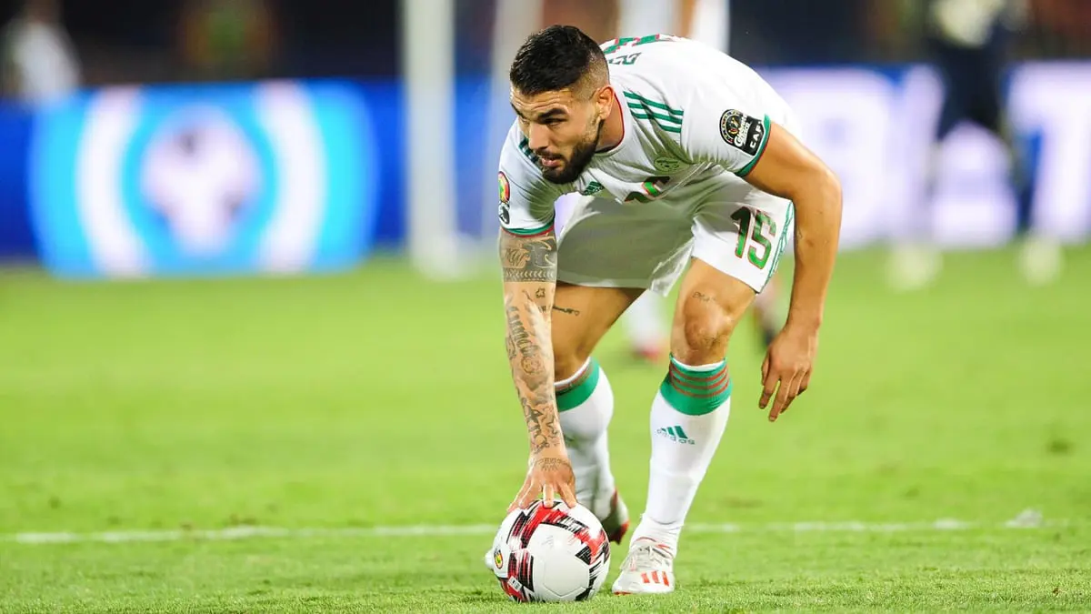 سيغيب عن كأس الأمم الأفريقية.. أندي ديلور يطلب الابتعاد عن منتخب الجزائر لمدة عام