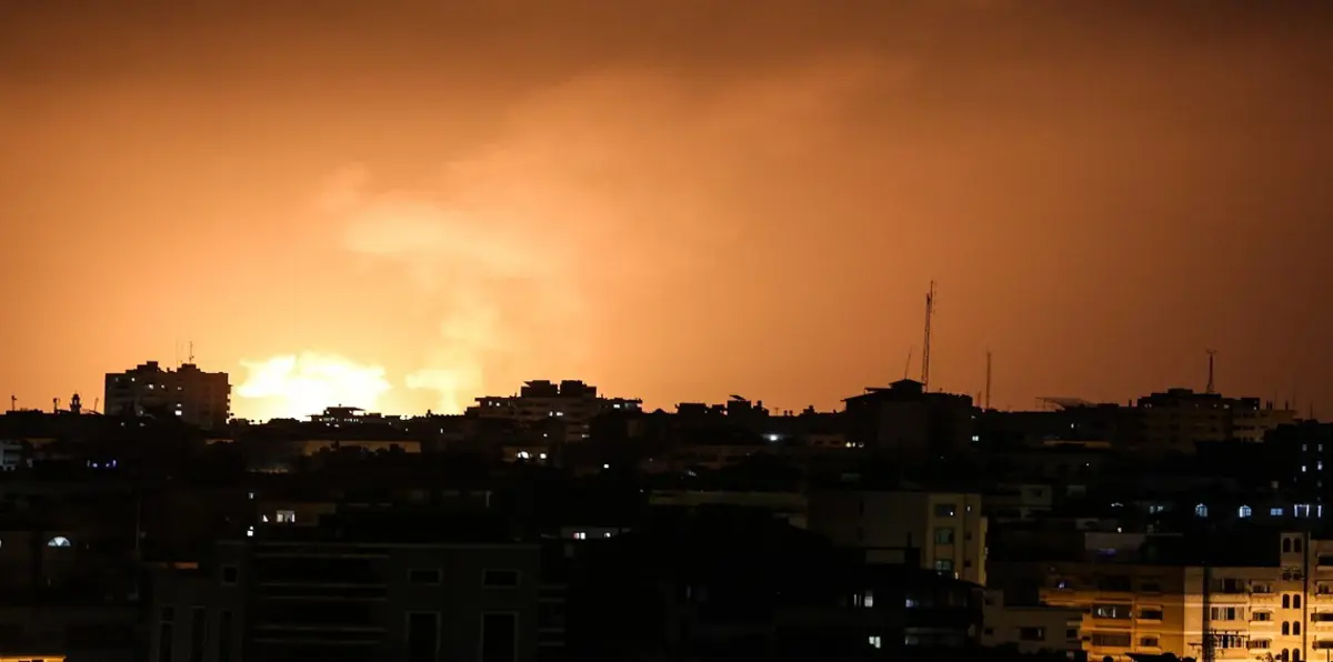 استشهاد 7 فلسطينيين ومقتل ضابط إسرائيلي بعملية جنوب قطاع غزة