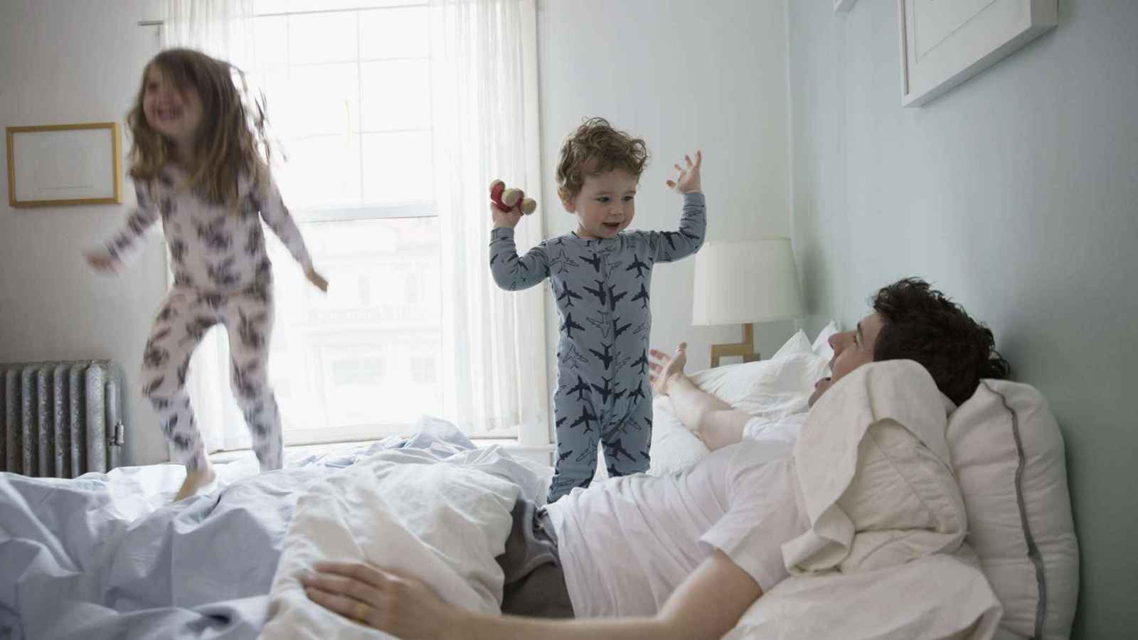 ما تأثير اضطراب "فرط الحركة وتشتت الانتباه" على الأبوة والأمومة؟