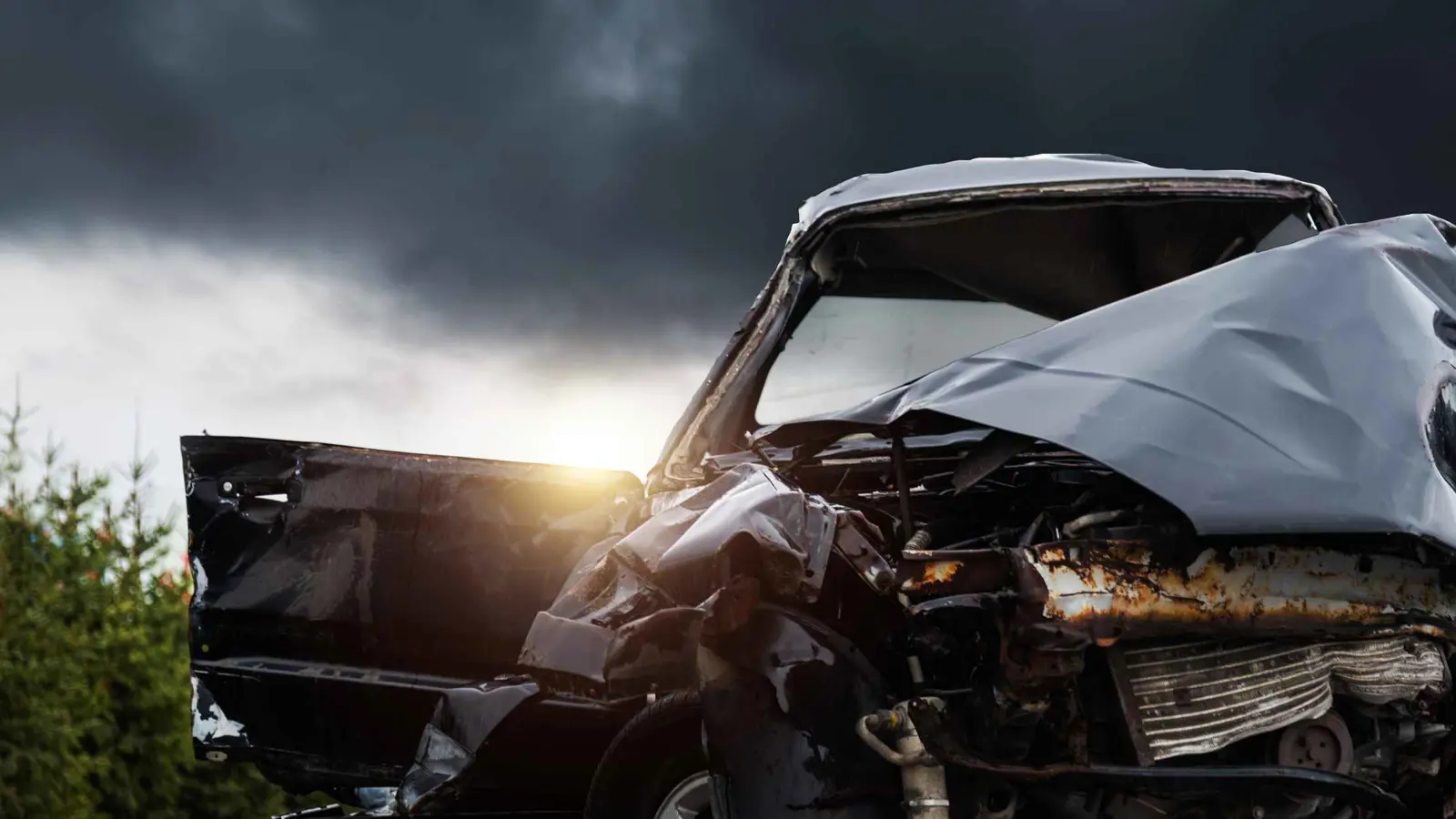 مصرع 5 رجال أمن بحادث مرور في تونس (صور)