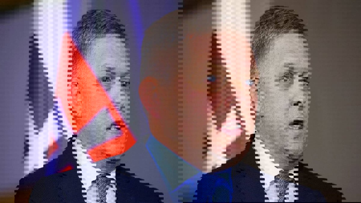 محاولة اغتيال فيكو.. هل مواقفه من روسيا وأوكرانيا السبب؟