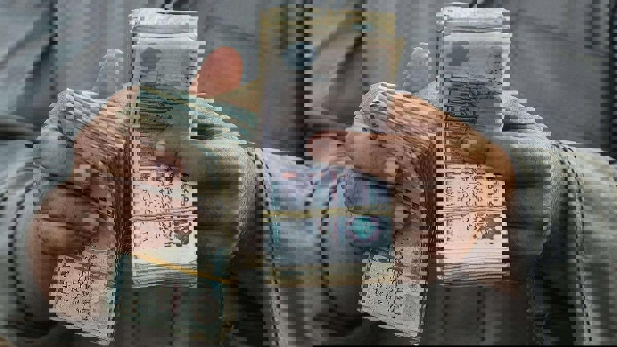 الجنيه المصري يصعد لأعلى مستوى في 3 أعوام