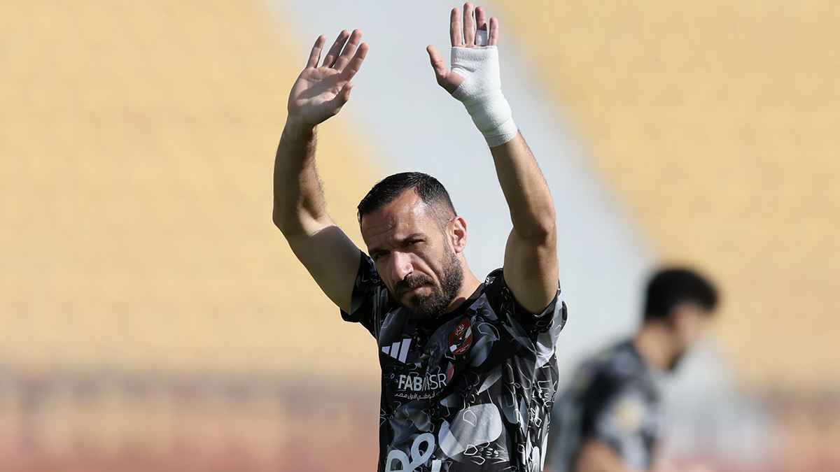 تفاصيل العقد الاستثنائي لعلي معلول في الصفاقسي التونسي