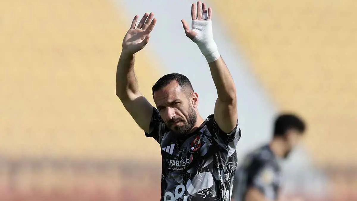 تفاصيل العقد الاستثنائي لعلي معلول في الصفاقسي التونسي