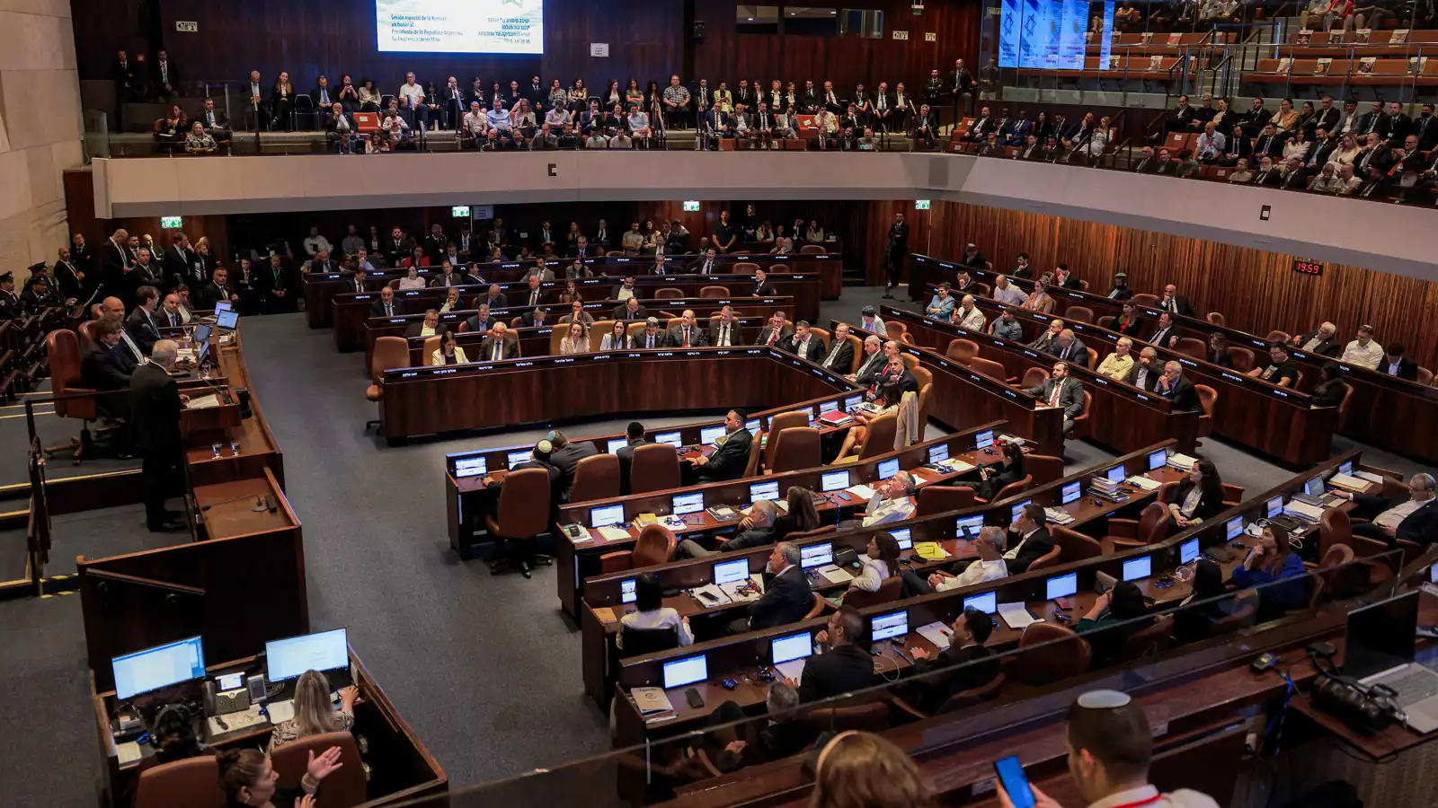 الأحزاب الحريدية تُعيق التصويت على مقترح "السيادة في الضفة الغربية"