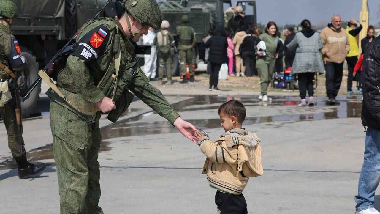 خاص- لا خطة لترحيلهم إلى إيران.. لاجئو "حميميم" ينتظرون قراراً يحدد مصيرهم