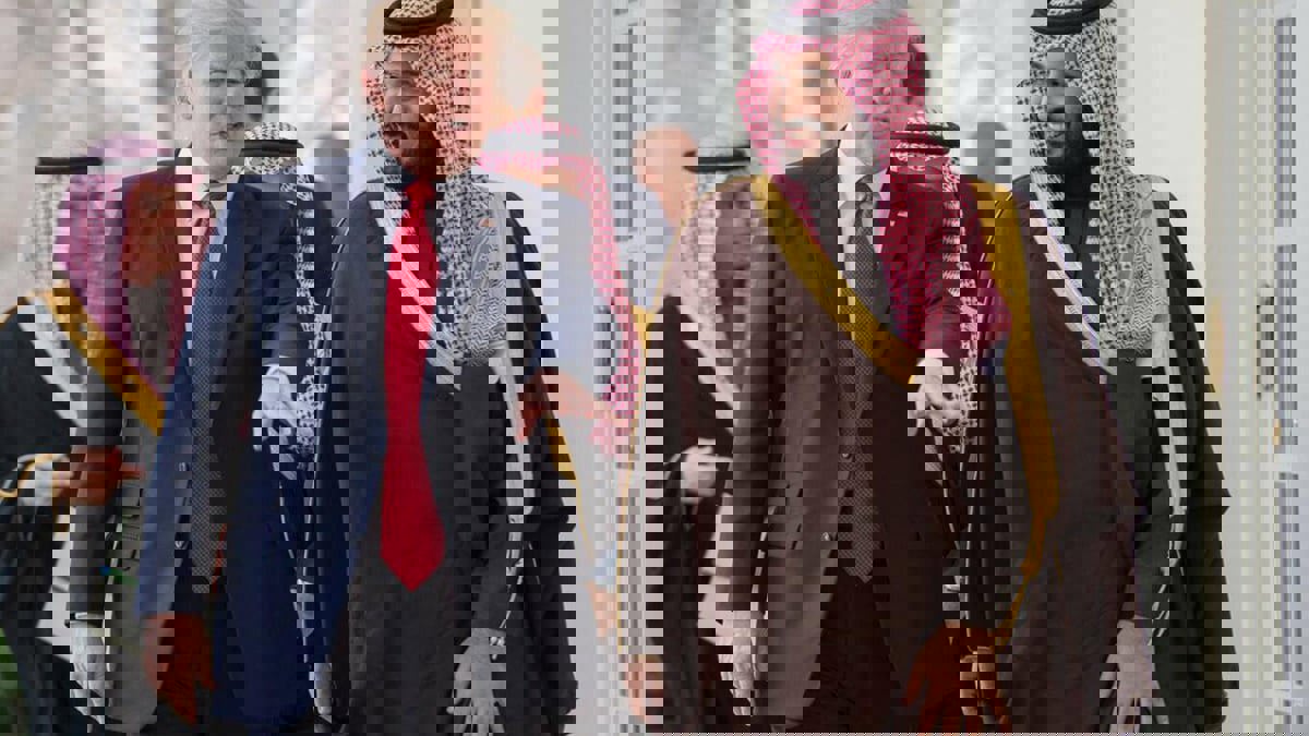 بلومبيرغ: لقاءا ترامب مع ولي العهد السعودي والرئيس الصيني أبرز أنشطة الرئيس الأمريكي في قمة العشرين