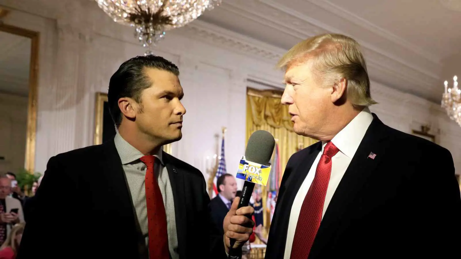 مقدم برامج على "فوكس نيوز".. بيت هيغسيث مرشح ترامب لوزارة الدفاع