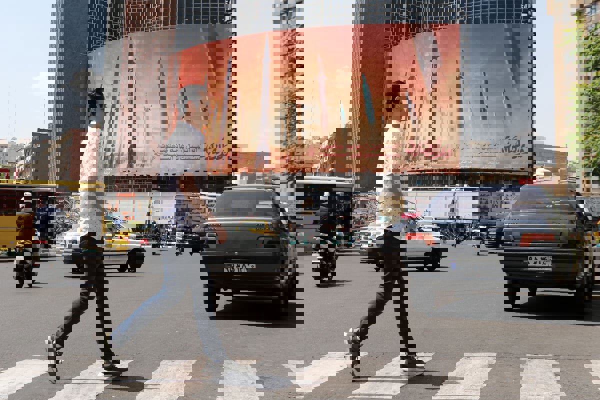 مع التهديد بالحرب الشاملة.. حملات القمع تثير مخاوف الإيرانيين