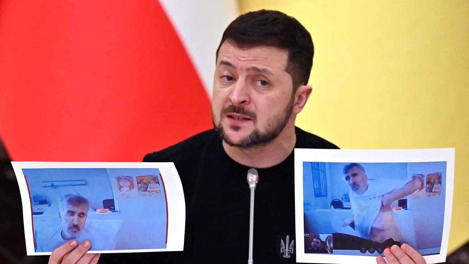 رئيس جورجيا السابق يطالب زيلينسكي بإدراجه في تبادل الأسرى مع روسيا