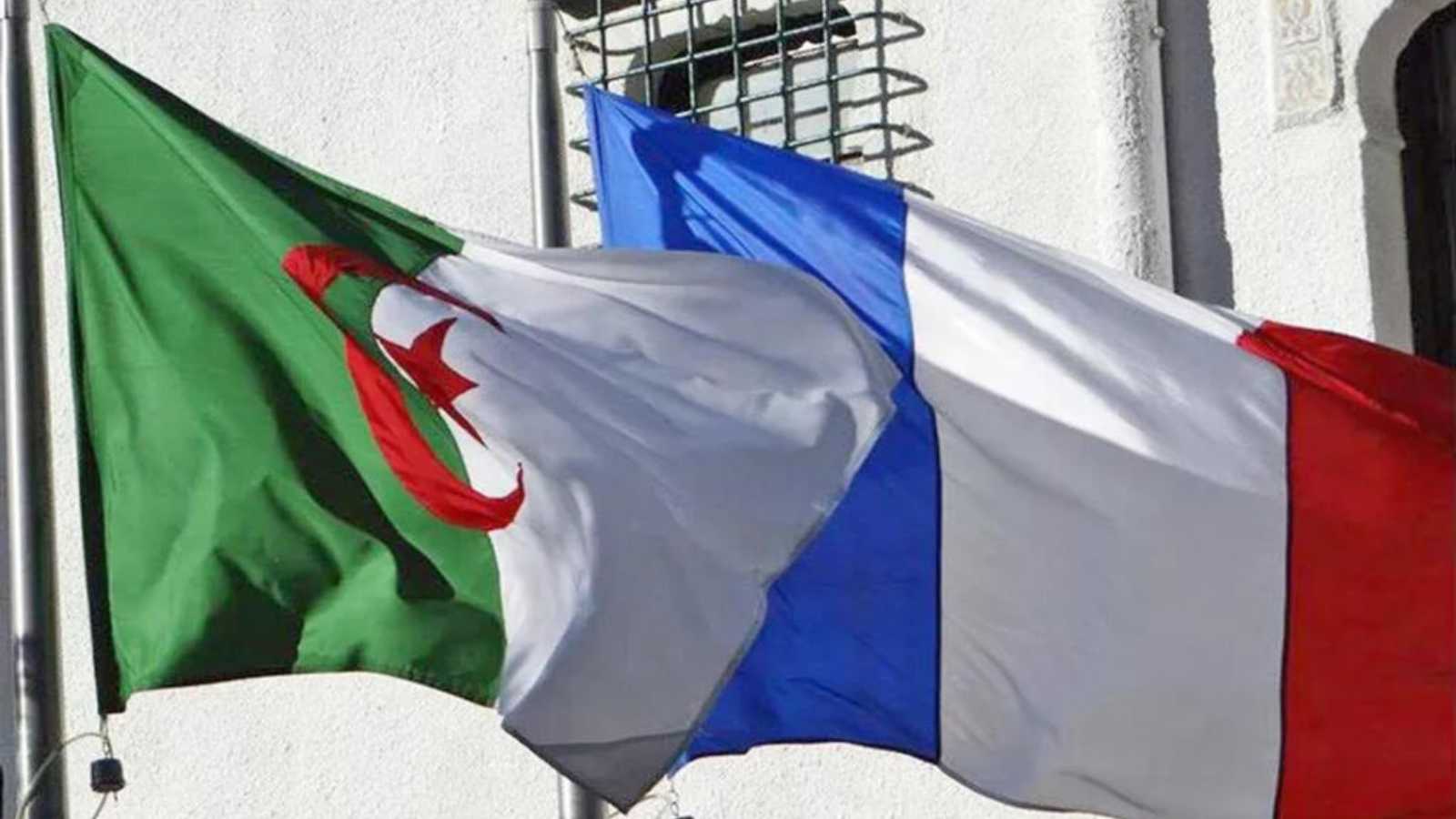 خبراء: أزمة التأشيرات بين فرنسا والجزائر تنذر بقطيعة استراتيجية