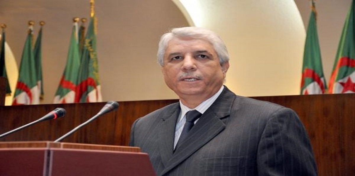 الجزائر.. تزايد نفوذ وزير العدل يقلق رئيس الحكومة وزعيم جبهة التحرير ‎