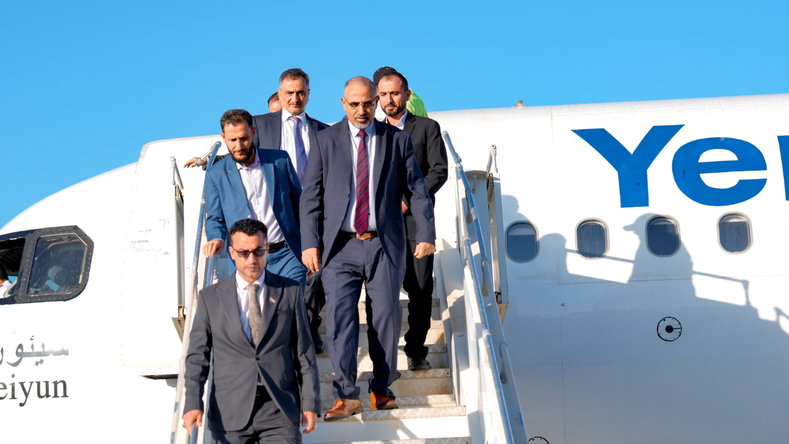 مطار عتق الدولي في اليمن يستأنف الرحلات بعد توقفها 10 أعوام