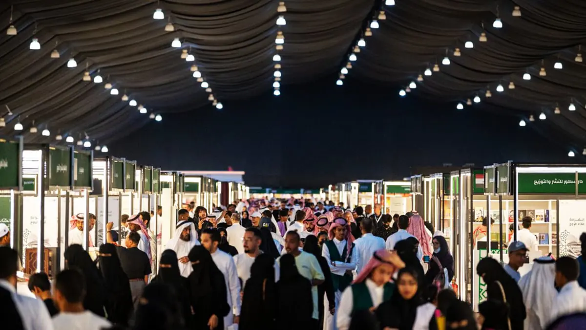 السعودية.. استضافة أدهم شرقاوي تضع معرض المدينة للكتاب في مرمى الانتقادات