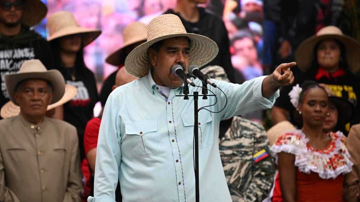 بمناسبة "عيد الميلاد".. فنزويلا تفرج عن 60 سجيناً تظاهروا ضد مادورو