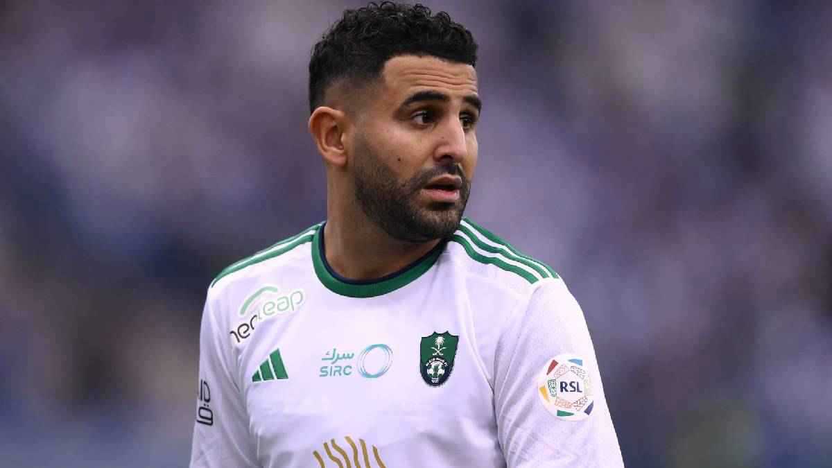 على الأهلي السعودي الاستعداد جيدًا.. متى يغادر رياض محرز قلعة الكؤوس؟